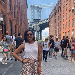 Meet your Posher, Jessica